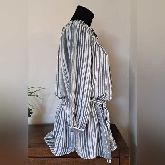 100% Cotton Ladies Blouse, By Forever 21 - Picture 2 of 11